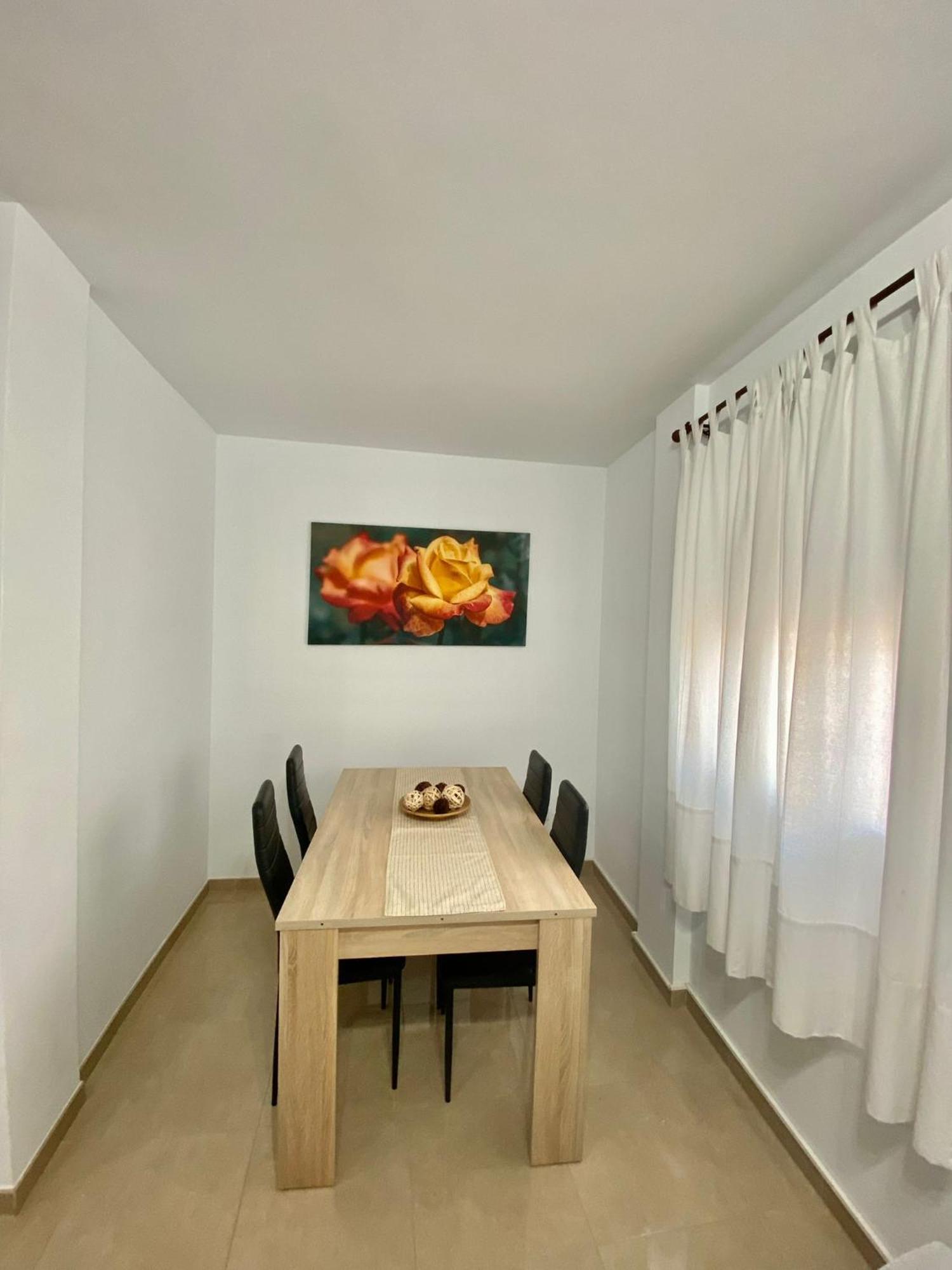 “Smile Nerja” Chic Apartment With Wifi, 4 Guests Eksteriør billede