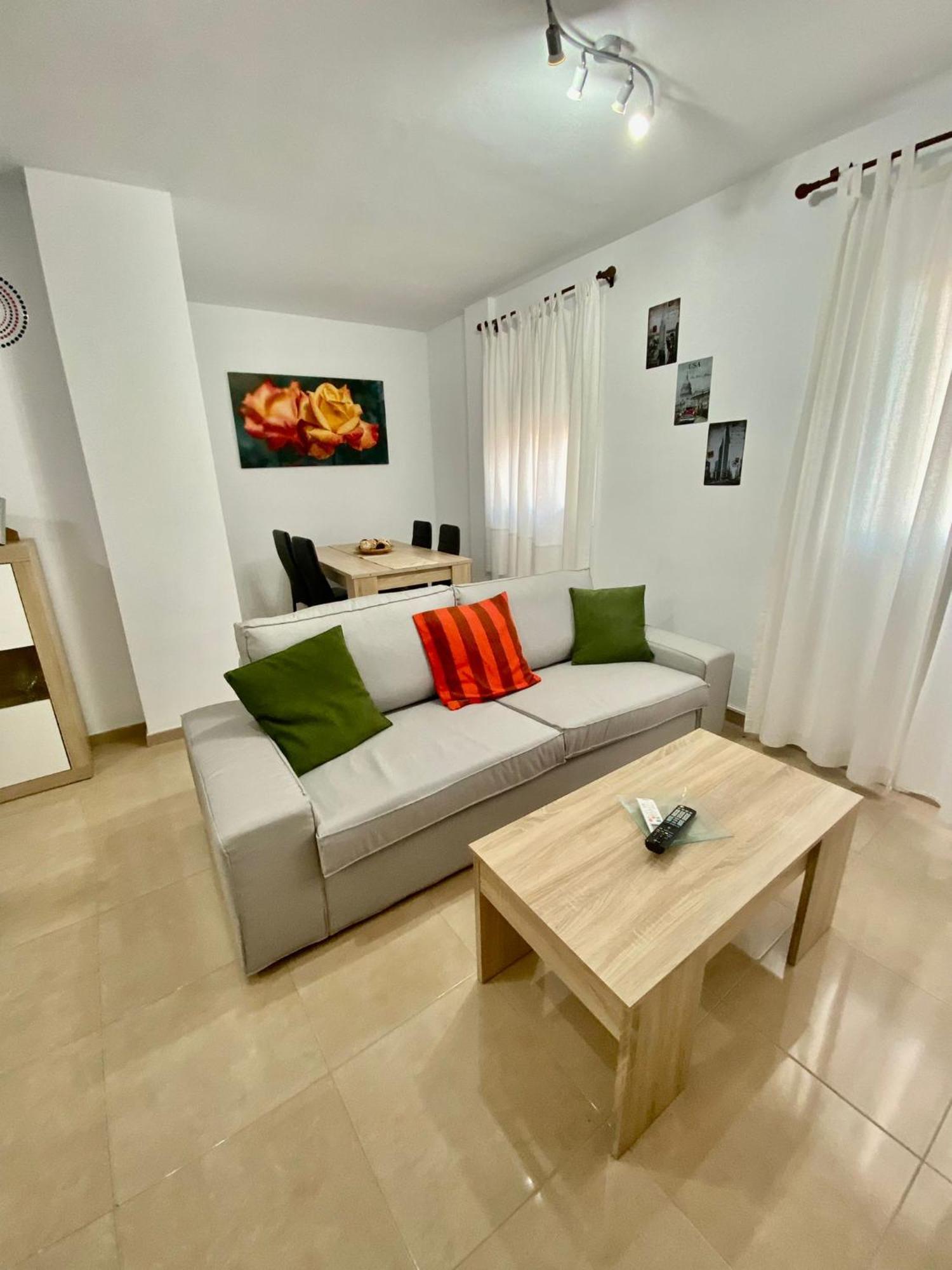 “Smile Nerja” Chic Apartment With Wifi, 4 Guests Eksteriør billede